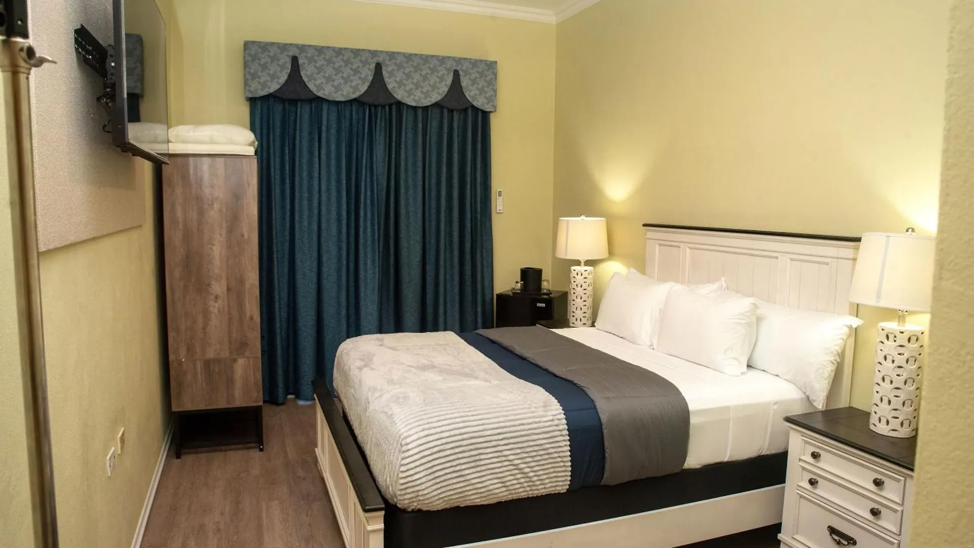 Sky'S Villa Resort Buff Bay